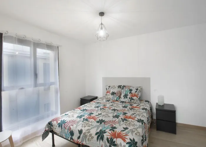 Brand New T2 Between And Center Apartament